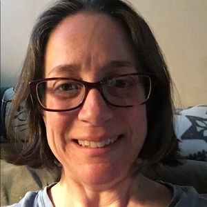 Meet your Posher, Leanne